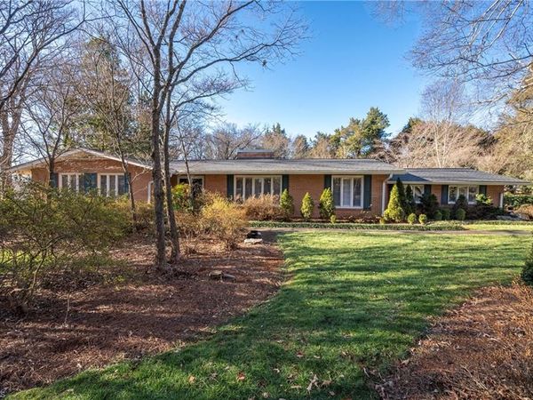 4255 Briar Creek Road, Clemmons, NC 27012