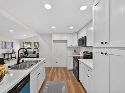 7717 Valley Wood Dr, Sacramento, CA 95828 Photo