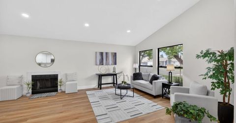 7717 Valley Wood Dr, Sacramento, CA 95828 Photo