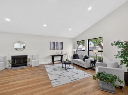 7717 Valley Wood Dr, Sacramento, CA 95828 Photo