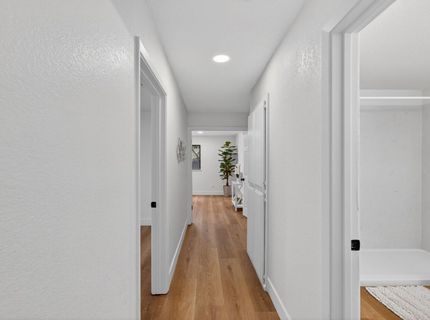 7717 Valley Wood Dr, Sacramento, CA 95828 Photo