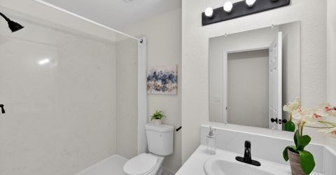 7717 Valley Wood Dr, Sacramento, CA 95828 Photo