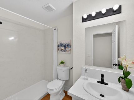 7717 Valley Wood Dr, Sacramento, CA 95828 Photo