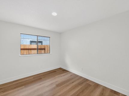 7717 Valley Wood Dr, Sacramento, CA 95828 Photo