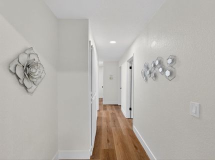 7717 Valley Wood Dr, Sacramento, CA 95828 Photo