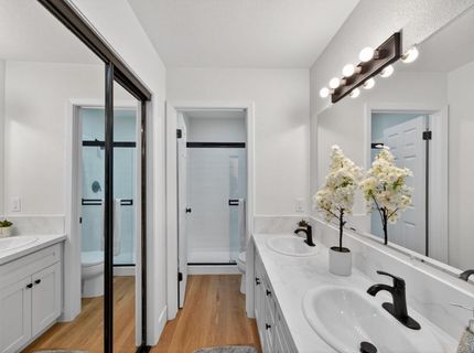 7717 Valley Wood Dr, Sacramento, CA 95828 Photo