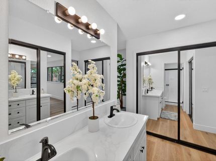 7717 Valley Wood Dr, Sacramento, CA 95828 Photo