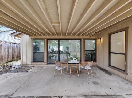 7717 Valley Wood Dr, Sacramento, CA 95828 Photo