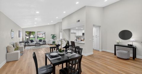 7717 Valley Wood Dr, Sacramento, CA 95828 Photo