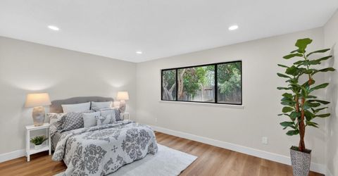 7717 Valley Wood Dr, Sacramento, CA 95828 Photo