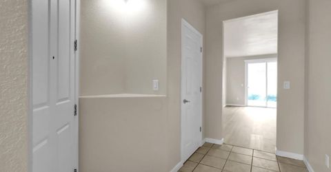 7418 Sun Reign Ln, Sacramento, CA 95823 Photo