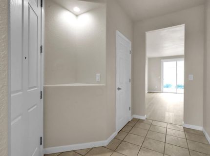 7418 Sun Reign Ln, Sacramento, CA 95823 Photo