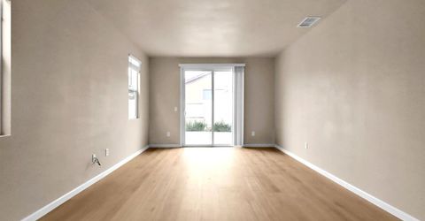7418 Sun Reign Ln, Sacramento, CA 95823 Photo