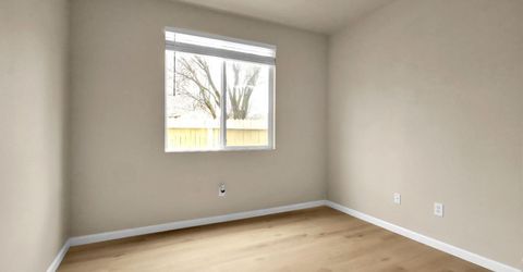 7418 Sun Reign Ln, Sacramento, CA 95823 Photo