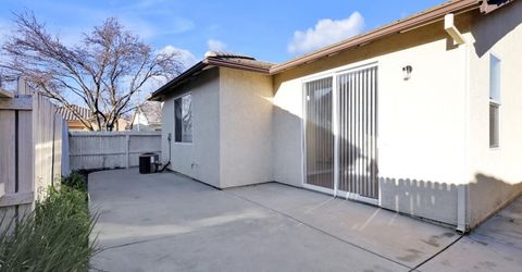 7418 Sun Reign Ln, Sacramento, CA 95823 Photo