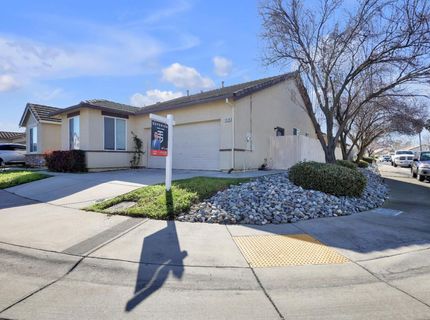 7418 Sun Reign Ln, Sacramento, CA 95823 Photo