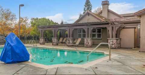 7418 Sun Reign Ln, Sacramento, CA 95823 Photo