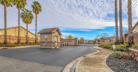 7418 Sun Reign Ln, Sacramento, CA 95823 Photo
