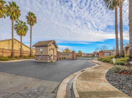 7418 Sun Reign Ln, Sacramento, CA 95823 Photo