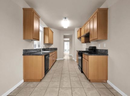 7418 Sun Reign Ln, Sacramento, CA 95823 Photo