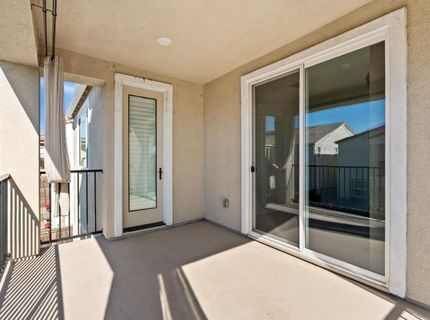 5649 Harveston Way, Sacramento, CA 95835 Photo