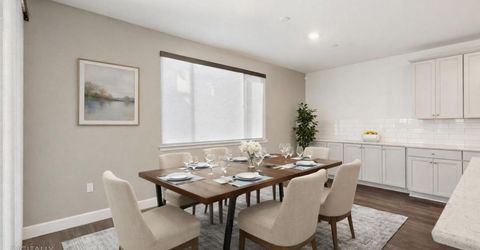 5649 Harveston Way, Sacramento, CA 95835 Photo