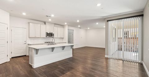 5649 Harveston Way, Sacramento, CA 95835 Photo