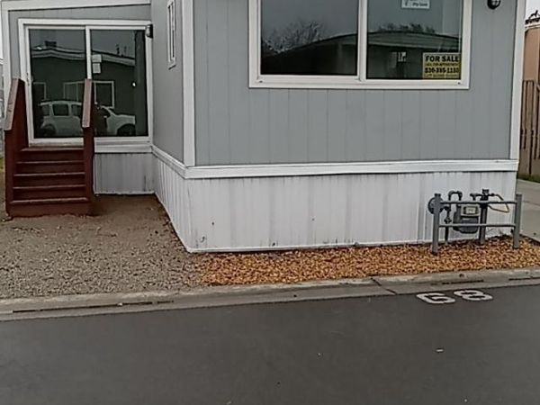 801 Schipper St #68, Bakersfield, CA 93203