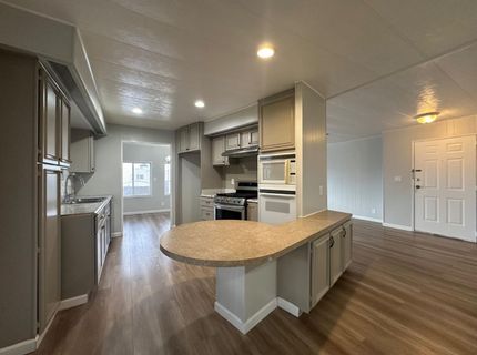 3450 Happy Way #182, Sacramento, CA 95823 Photo