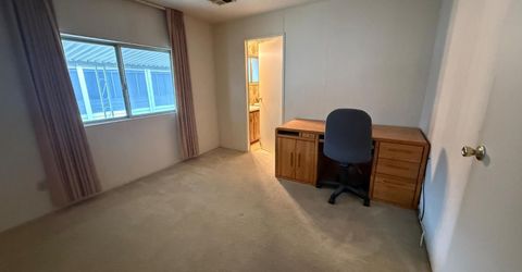 9 Pina, Sacramento, CA 95828 Photo