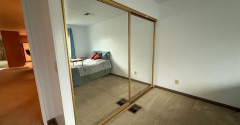 9 Pina, Sacramento, CA 95828 Photo