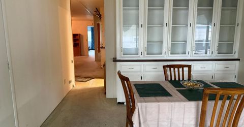 9 Pina, Sacramento, CA 95828 Photo