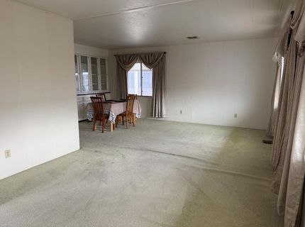 9 Pina, Sacramento, CA 95828 Photo