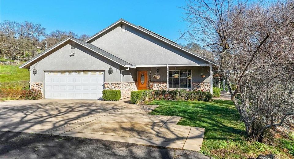 5593 Baldwin St, Valley Springs, CA 95252 Photo