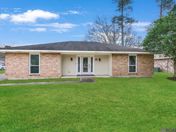 9181 Cedar Springs Ave, Denham Springs, LA 70726