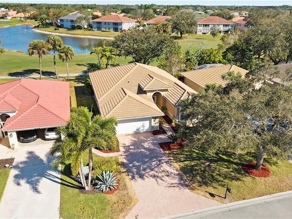 2237 Heritage Greens DR, NAPLES, FL 34119