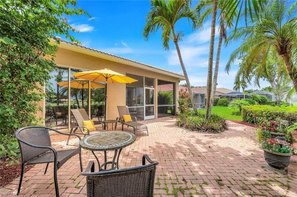 2237 Heritage Greens Dr, Naples, FL 34119 Photo
