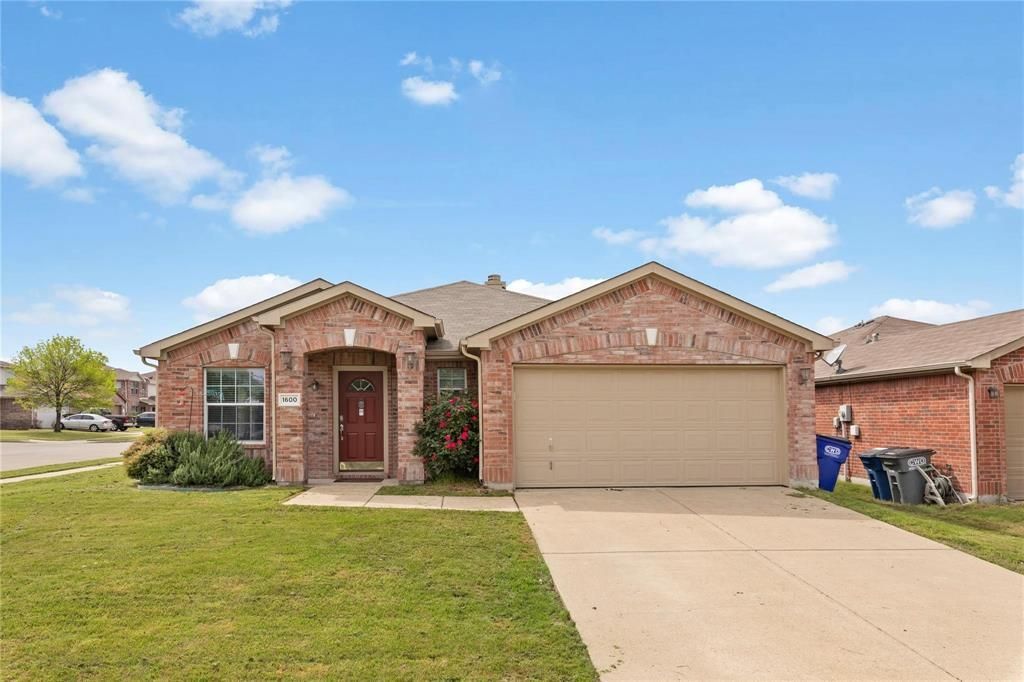 1600 Dragonback Pass, Little Elm, TX 75036 Main Photo