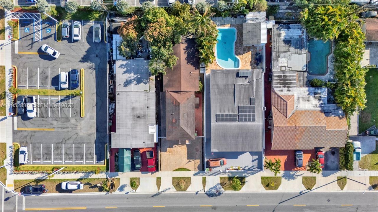 474 E 10th St, Hialeah, FL 33010 Photo