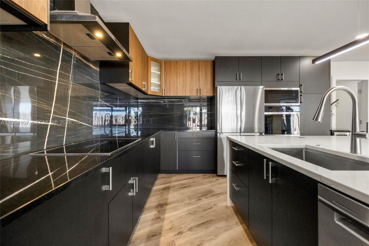 3910 NE 27th Ter, Lighthouse Point, FL 33064 Photo