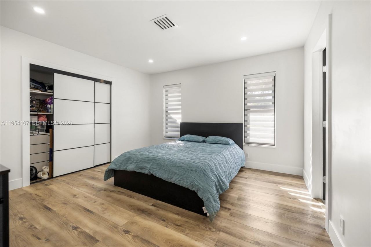 3910 NE 27th Ter, Lighthouse Point, FL 33064 Photo