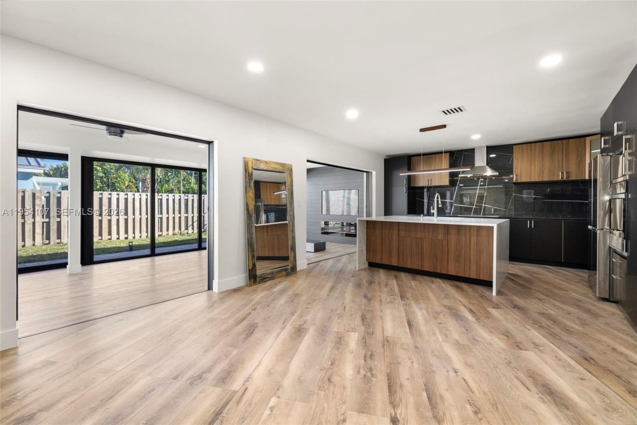 3910 NE 27th Ter, Lighthouse Point, FL 33064 Photo