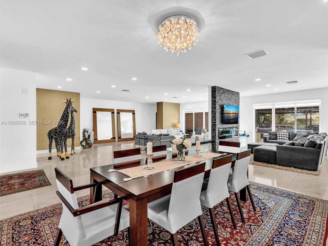 16380 Paddock Ln , Weston, FL 33326 Photo