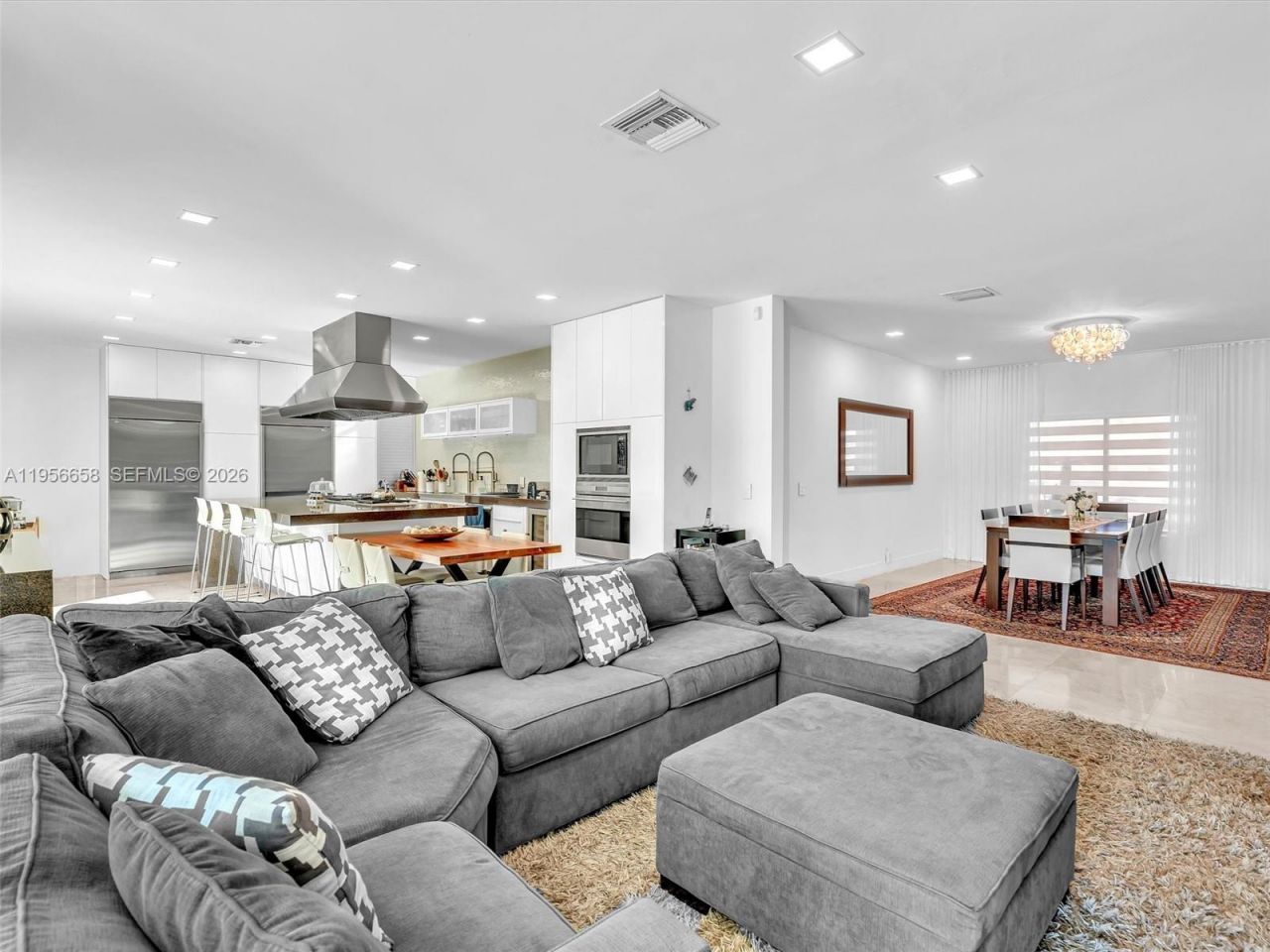 16380 Paddock Ln , Weston, FL 33326 Photo