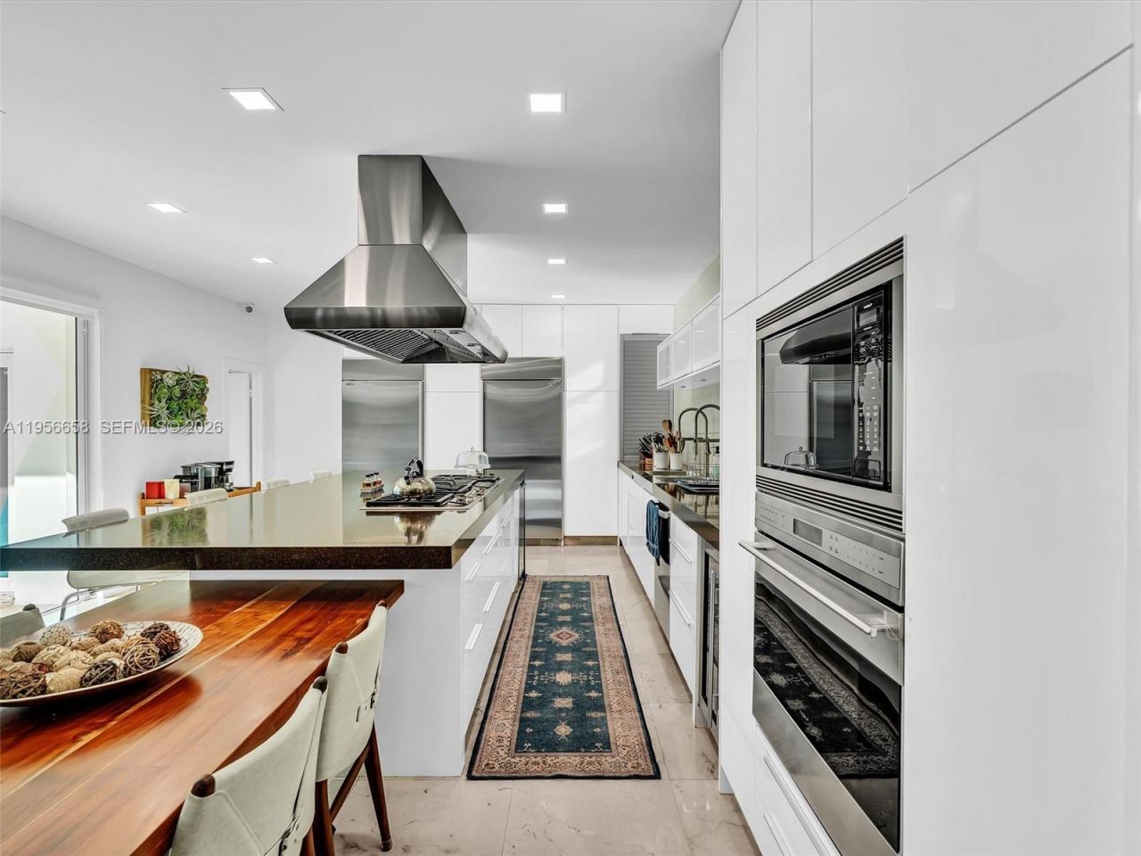 16380 Paddock Ln , Weston, FL 33326 Photo