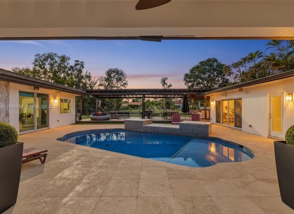 16380 Paddock Ln , Weston, FL 33326 Photo