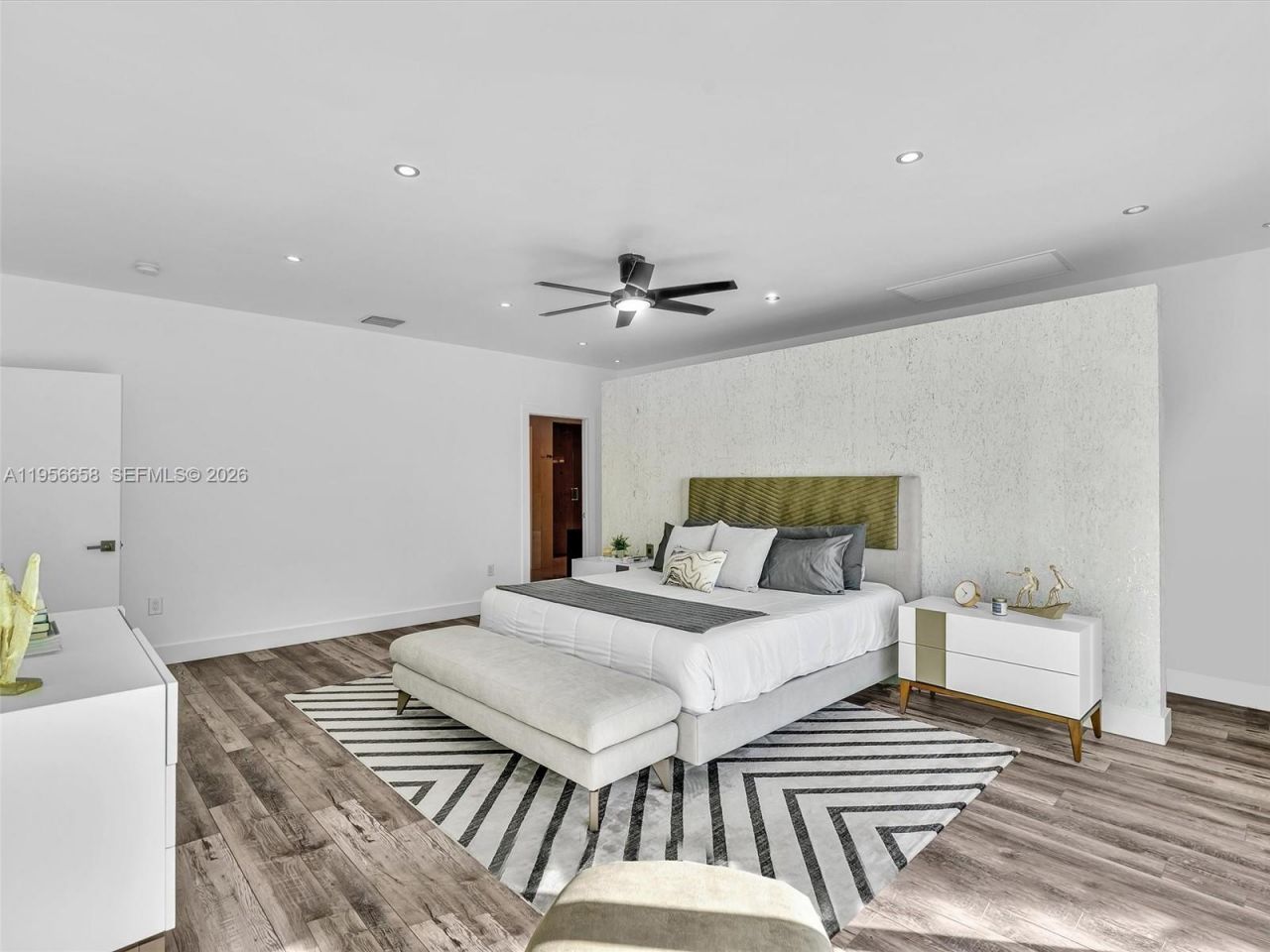 16380 Paddock Ln , Weston, FL 33326 Photo