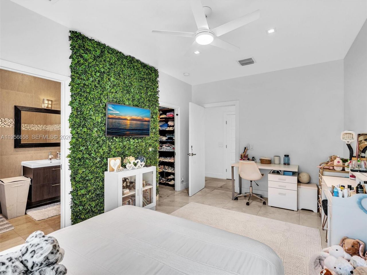 16380 Paddock Ln , Weston, FL 33326 Photo