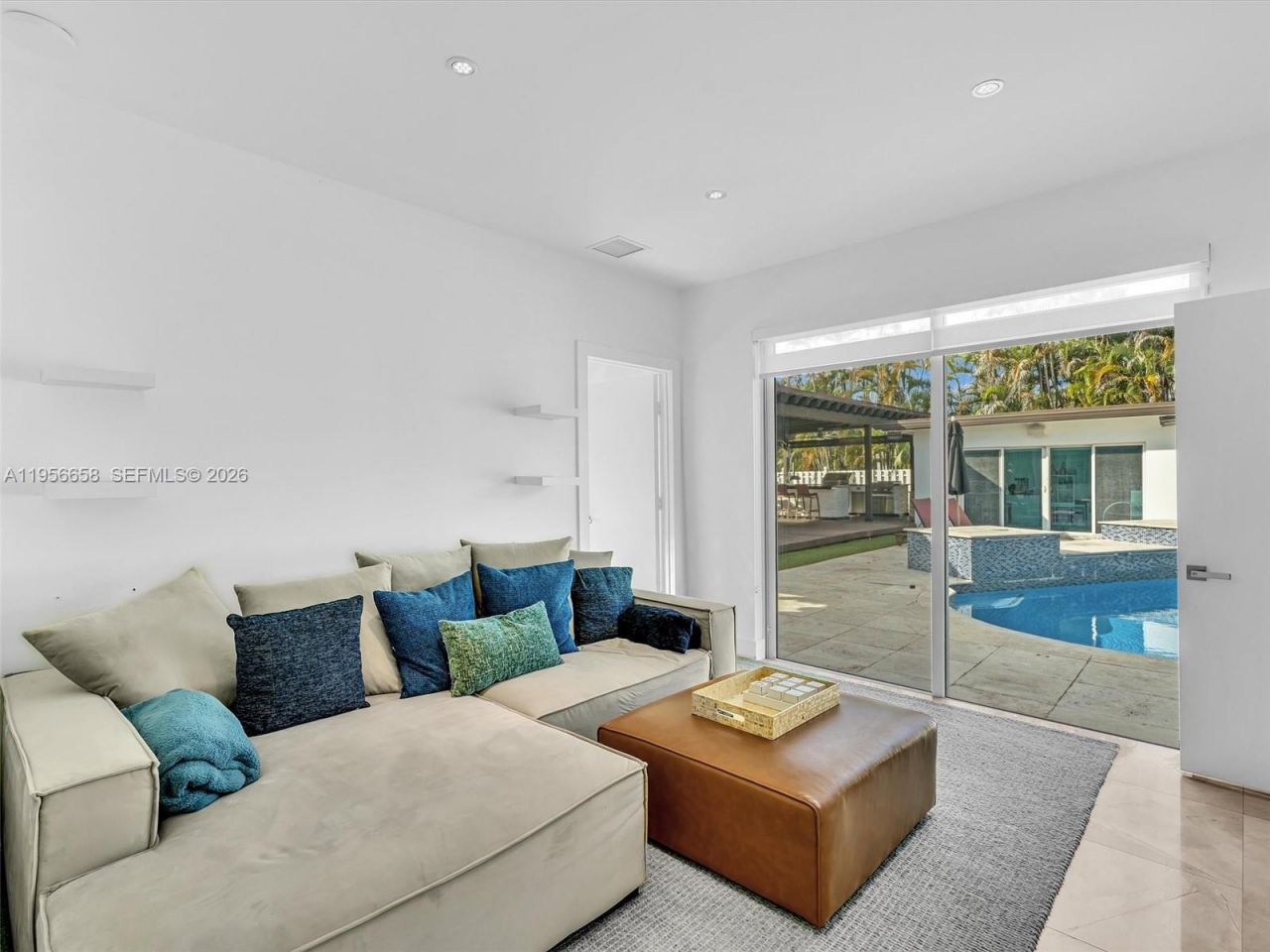 16380 Paddock Ln , Weston, FL 33326 Photo