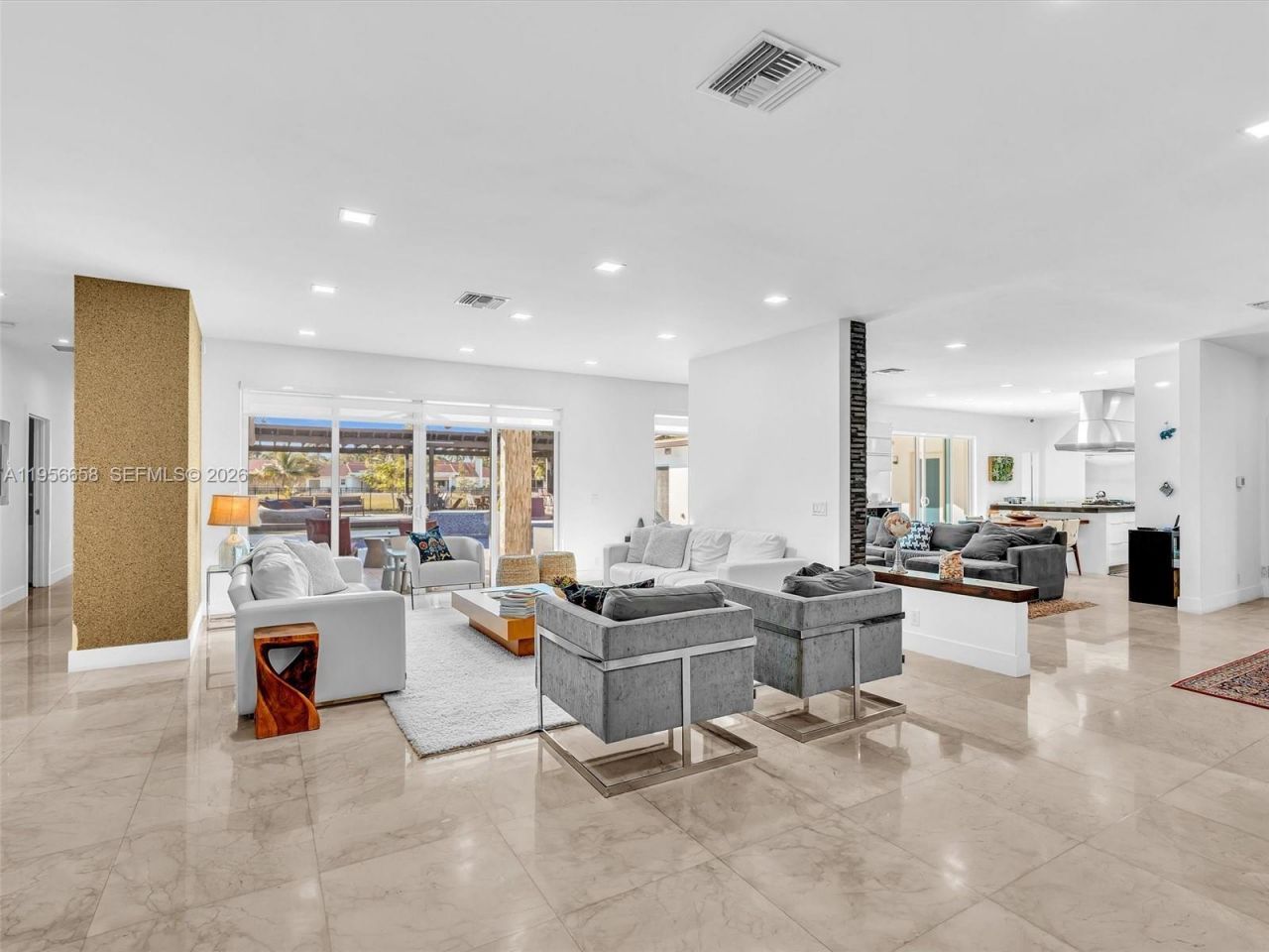 16380 Paddock Ln , Weston, FL 33326 Photo